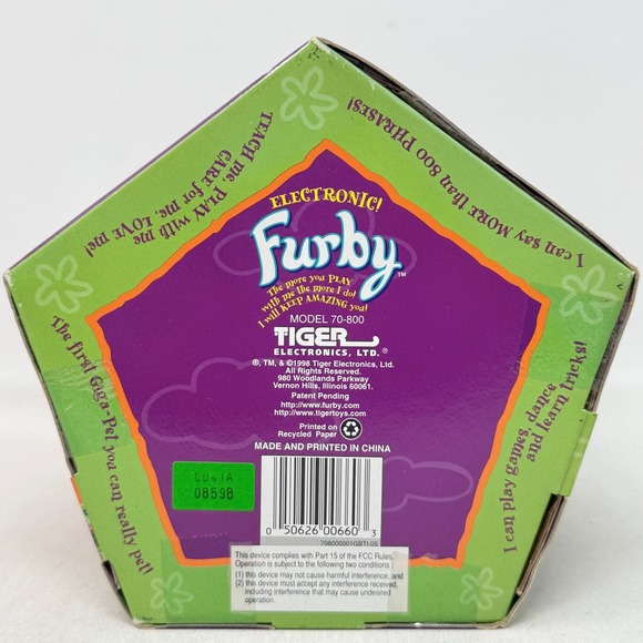 Furby  Model 70-800 Giraffe Toy Collectible Blue Eyes Factory Sealed 1998 NEW - Picture 8 of 8